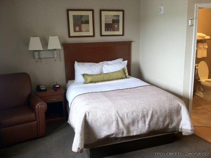 Candlewood Victoria By Ihg Dış mekan fotoğraf
